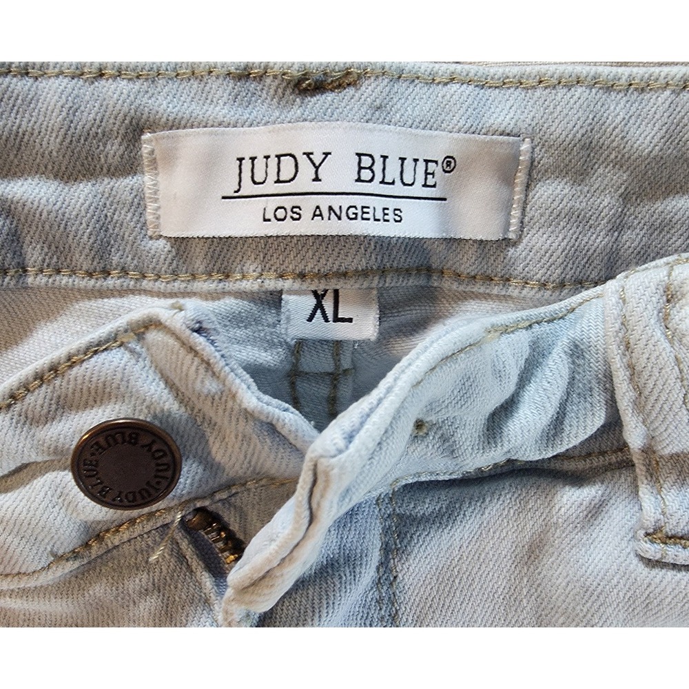 Judy Blue Shorts Womens XLarge Blue‎ Light Wash Raw Hem Distressed Stretch Denim